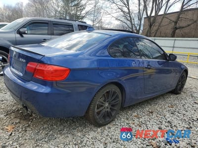 Trzecie zdjęcie samochodu z tyłu: 2011 BMW 335 XI VIN:WBAKF9C55BE261713 - miniatura