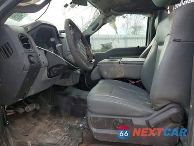 Zdjęcie 7 z 13 samochodu: 2012 FORD F550 SUPER DUTY VIN:1FDUF5GT6CEA07731 - miniatura