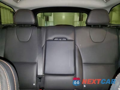 Zdjęcie 10 z 13 samochodu: 2017 VOLVO XC60 T5 DYNAMIC VIN:YV440MRRXH2015595 - miniatura