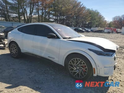 Czwarte zdjęcie samochodu z boku: 2022 FORD MUSTANG MACH-E GT VIN:3FMTK4SX1NMA30827 - miniatura