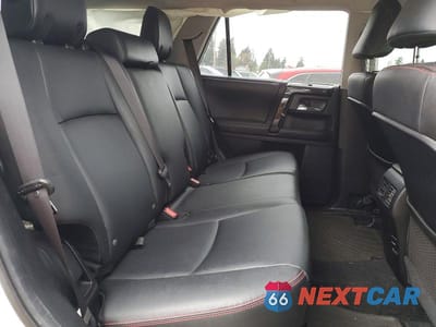 Zdjęcie 11 z 13 samochodu: 2015 TOYOTA 4RUNNER TRAIL PREMIUM VIN:JTEBU5JRXF5255740 - miniatura