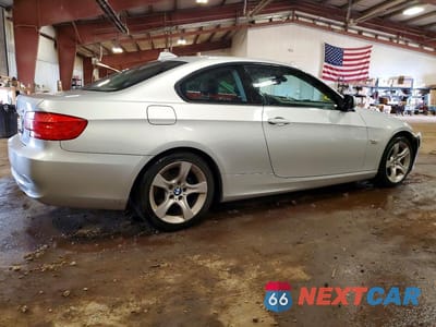 Trzecie zdjęcie samochodu z tyłu: 2011 BMW 328 XI VIN:WBAKF3C53BE442855 - miniatura