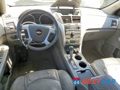 Zdjęcie 8 z 13 samochodu: 2011 CHEVROLET TRAVERSE LT VIN:1GNKVJED0BJ357243 - miniatura