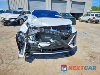 Piąte zdjęcie samochodu w środku: 2024 CADILLAC LYRIQ LUXURY VIN:1GYKPRRK4RZ128211 - miniatura