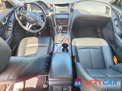 Zdjęcie 8 z 12 samochodu: 2018 INFINITI Q50 3.0T LUXE VIN:JN1EV7AP2JM360203 - miniatura