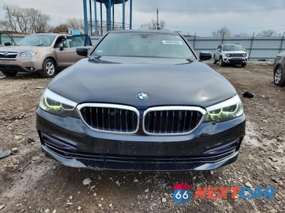 Piąte zdjęcie samochodu w środku: 2018 BMW 530 XI VIN:WBAJA7C58JWC75194 - miniatura