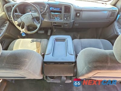 Zdjęcie 8 z 12 samochodu: 2004 CHEVROLET SILVERADO C1500 VIN:1GCEC19V84Z184235 - miniatura