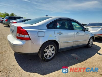 Trzecie zdjęcie samochodu z tyłu: 2007 VOLVO S40 2.4I VIN:YV1MS382X72300480 - miniatura