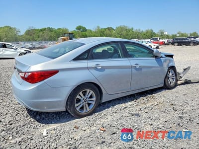 Trzecie zdjęcie samochodu z tyłu: 2013 HYUNDAI SONATA GLS VIN:5NPEB4AC9DH627952 - miniatura