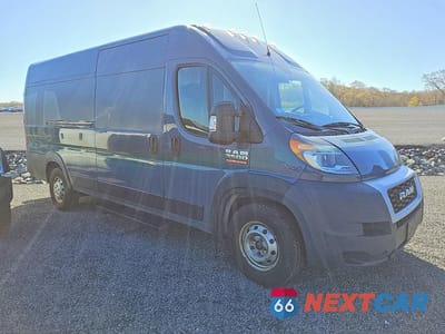 Czwarte zdjęcie samochodu z boku: 2020 RAM PROMASTER 3500 CARGO ** R & D * CLN TITLE * PRI FLEET * CK ENG LT ON ** VIN:3C6URVJG5LE136384 - miniatura