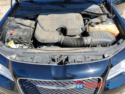 Zdjęcie 11 z 11 samochodu: 2016 CHRYSLER 300C VIN:2C3CCAKG4GH296624 - miniatura