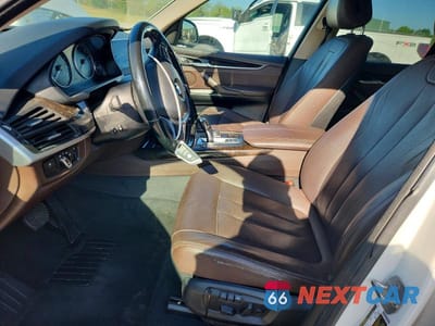 Zdjęcie 7 z 13 samochodu: 2016 BMW X5 SDRIVE35I VIN:5UXKR2C5XG0R70884 - miniatura