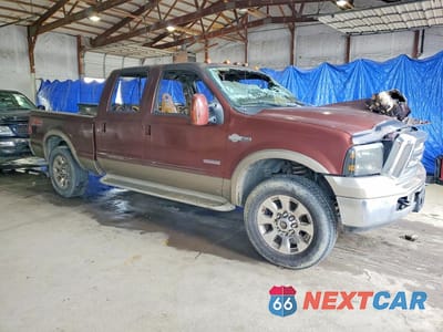 Czwarte zdjęcie samochodu z boku: 2006 FORD F250 SUPER DUTY VIN:1FTSW21PX6EC54762 - miniatura