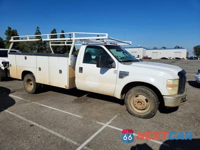 Czwarte zdjęcie samochodu z boku: 2008 FORD F350 SUPER DUTY UTILITY / SERVICE TRUCK VIN:1FDWF36518EA18952 - miniatura