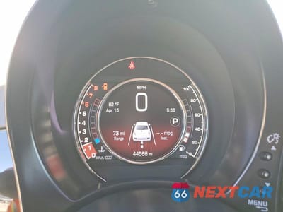 Zdjęcie 9 z 12 samochodu: 2018 FIAT 500 POP VIN:3C3CFFKH8JT377640 - miniatura