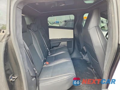 Zdjęcie 11 z 14 samochodu: 2024 TESLA CYBERTRUCK VIN:7G2CEHED7RA012292 - miniatura