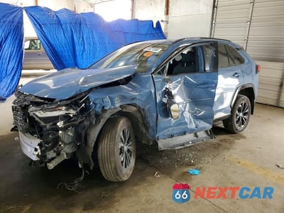 2024 TOYOTA RAV4 SE JTM16RFVXRD150990 - główne zdjęcie licytacji z USA - miniatura