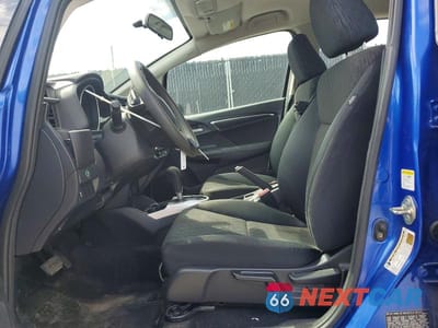 Zdjęcie 7 z 11 samochodu: 2015 HONDA FIT LX VIN:3HGGK5H59FM722404 - miniatura