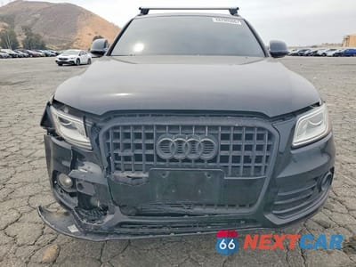 Piąte zdjęcie samochodu w środku: 2017 AUDI Q5 PREMIUM VIN:WA1C2AFP1HA002485 - miniatura