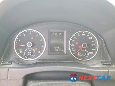 Zdjęcie 9 z 14 samochodu: 2011 VOLKSWAGEN TIGUAN S VIN:WVGBV7AX5BW522066 - miniatura