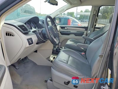 Zdjęcie 7 z 12 samochodu: 2013 VOLKSWAGEN ROUTAN SE VIN:2C4RVABG6DR724909 - miniatura