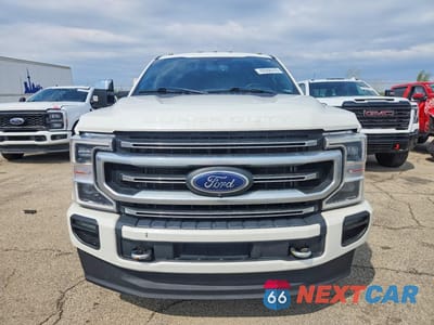 Piąte zdjęcie samochodu w środku: 2022 FORD F350 SUPER DUTY VIN:1FT8W3BT4NEF53190 - miniatura