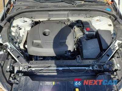 Zdjęcie 11 z 12 samochodu: 2021 VOLVO XC60 T6 MOMENTUM VIN:YV4A22RK3M1777252 - miniatura