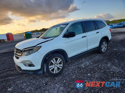 2017 HONDA PILOT LX 5FNYF5H13HB009106 - główne zdjęcie licytacji z USA - miniatura