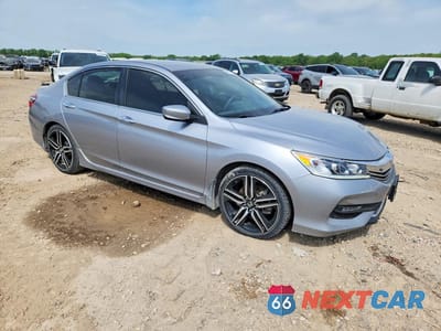 Czwarte zdjęcie samochodu z boku: 2017 HONDA ACCORD SPORT VIN:1HGCR2F54HA232819 - miniatura