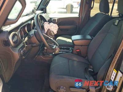 Zdjęcie 7 z 12 samochodu: 2018 JEEP WRANGLER UNLIMITED SPORT VIN:1C4HJXDG4JW277460 - miniatura