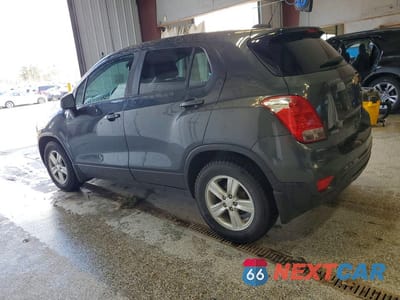 Drugie zdjęcie samochodu z przodu: 2020 CHEVROLET TRAX LS VIN:3GNCJKSB0LL273779 - miniatura