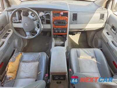 Zdjęcie 8 z 13 samochodu: 2007 DODGE DURANGO SLT VIN:1D8HD48P77F556878 - miniatura