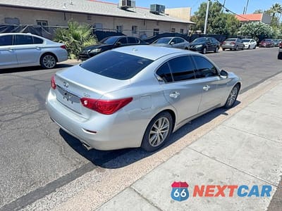 Czwarte zdjęcie samochodu z boku: 2015 INFINITI Q50 PREMIUM VIN:JN1BV7AP6FM346427 - miniatura