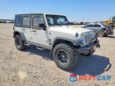 Czwarte zdjęcie samochodu z boku: 2008 JEEP WRANGLER UNLIMITED X VIN:1J4GA39188L575377 - miniatura