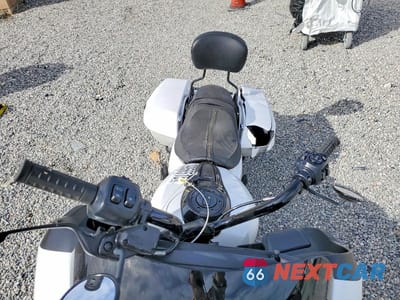 Piąte zdjęcie samochodu w środku: 2025 HARLEY-DAVIDSON FLTRX VIN:1HD1KH728SB641455 - miniatura