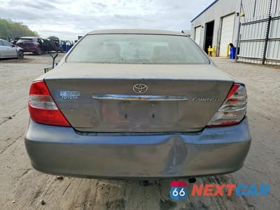 Zdjęcie 6 z 12 samochodu: 2004 TOYOTA CAMRY LE VIN:4T1BE32K04U845984 - miniatura