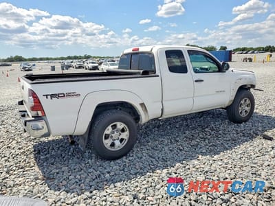Trzecie zdjęcie samochodu z tyłu: 2013 TOYOTA TACOMA V6 VIN:5TFUU4ENXDX056607 - miniatura