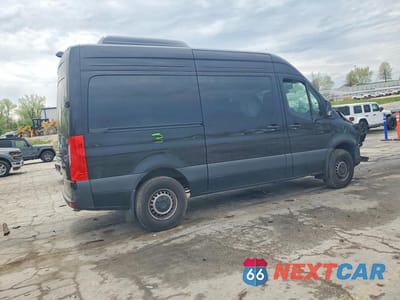 Trzecie zdjęcie samochodu z tyłu: 2024 MERCEDES BENZ SPRINTER 2500 VIN:W1Z4KFHY9RP727142 - miniatura