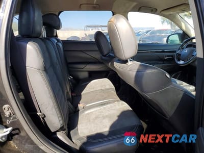 Zdjęcie 10 z 12 samochodu: 2020 MITSUBISHI OUTLANDER SE VIN:JA4AD3A39LZ017523 - miniatura