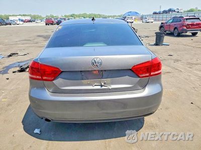 Zdjęcie 6 z 13 samochodu: 2015 VOLKSWAGEN PASSAT S VIN:1VWAT7A31FC075565 - miniatura