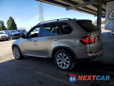 Drugie zdjęcie samochodu z przodu: 2011 BMW X5 XDRIVE35I VIN:5UXZV4C54BL738911 - miniatura