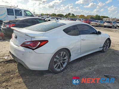 Trzecie zdjęcie samochodu z tyłu: 2015 HYUNDAI GENESIS COUPE 3.8 ULTIMATE VIN:KMHHU6KJXFU124273 - miniatura