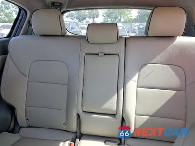 Zdjęcie 10 z 12 samochodu: 2017 KIA SPORTAGE EX VIN:KNDPN3AC2H7214775 - miniatura