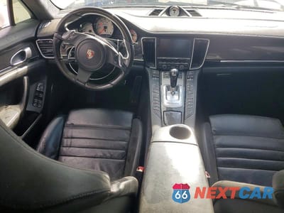 Zdjęcie 8 z 12 samochodu: 2011 PORSCHE PANAMERA TURBO VIN:WP0AC2A72BL091017 - miniatura