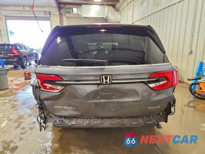 Zdjęcie 6 z 14 samochodu: 2021 HONDA ODYSSEY TOURING VIN:5FNRL6H87MB003853 - miniatura