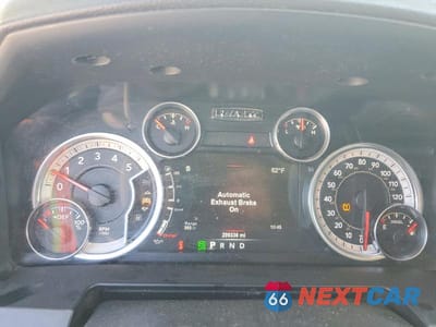 Zdjęcie 9 z 12 samochodu: 2015 RAM 2500 LARAMIE VIN:3C6UR5KL5FG581907 - miniatura
