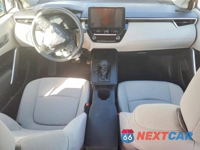 Zdjęcie 8 z 12 samochodu: 2026 TOYOTA COROLLA CROSS L VIN:7MUAAAAG1TV183144 - miniatura