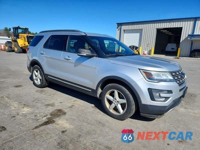Czwarte zdjęcie samochodu z boku: 2016 FORD EXPLORER XLT VIN:1FM5K8D82GGC10157 - miniatura