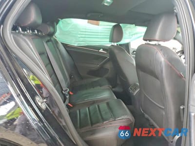 Zdjęcie 10 z 12 samochodu: 2015 VOLKSWAGEN GTI VIN:3VW4T7AU0FM041749 - miniatura