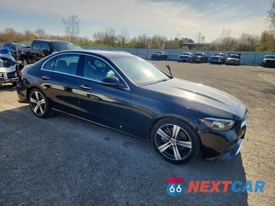 Czwarte zdjęcie samochodu z boku: 2022 MERCEDES-BENZ C 300 4MATIC VIN:W1KAF4HB2NR035776 - miniatura